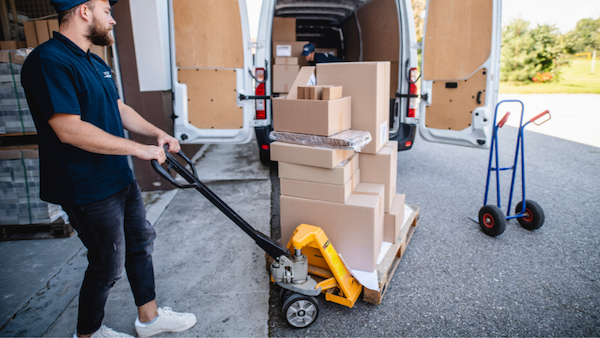 7 Things Most Businesses Get Wrong When Choosing Pallet Delivery Services in the US